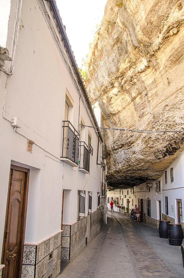 Hotel Tugasa El Almendral Setenil De Las Bodegas Exterior photo